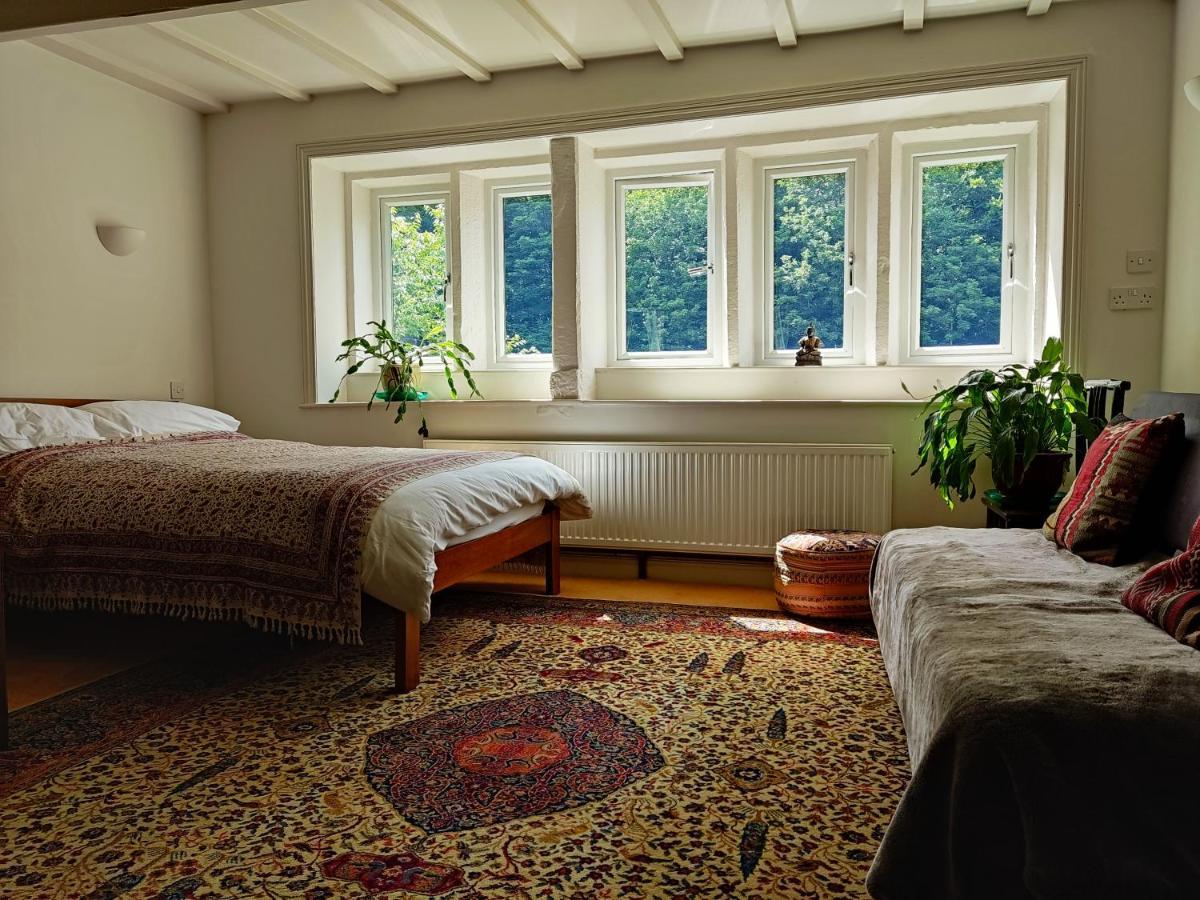 Beautiful Quiet Room In The Heart Of Холмфирт Екстериор снимка